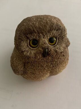 VINTAGE USA UDC OWL FIGURINE BEAUTIFUL Backyard Birds Saw Whey